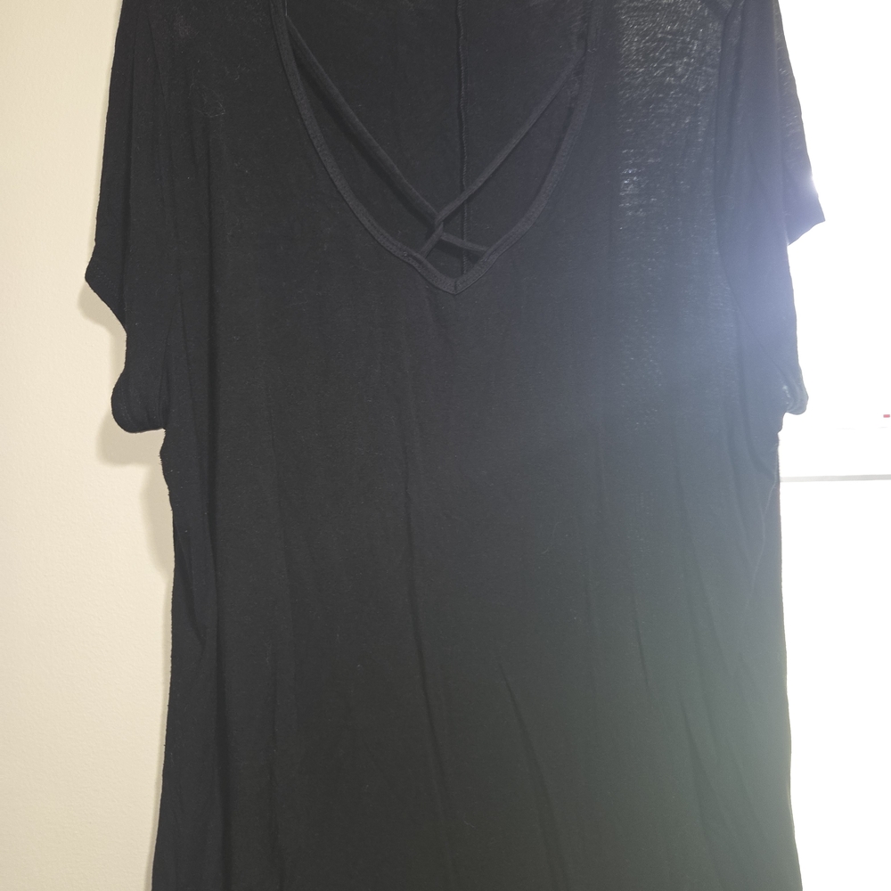 Maurices Black Short Sleeve Tee